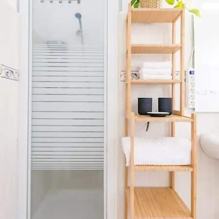 Apartment Coastal Vista: Retreat In Nature *