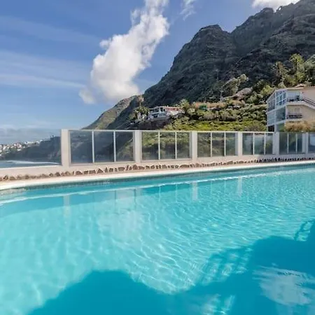 Apartment Coastal Vista: Retreat In Nature Bajamar (La Laguna)